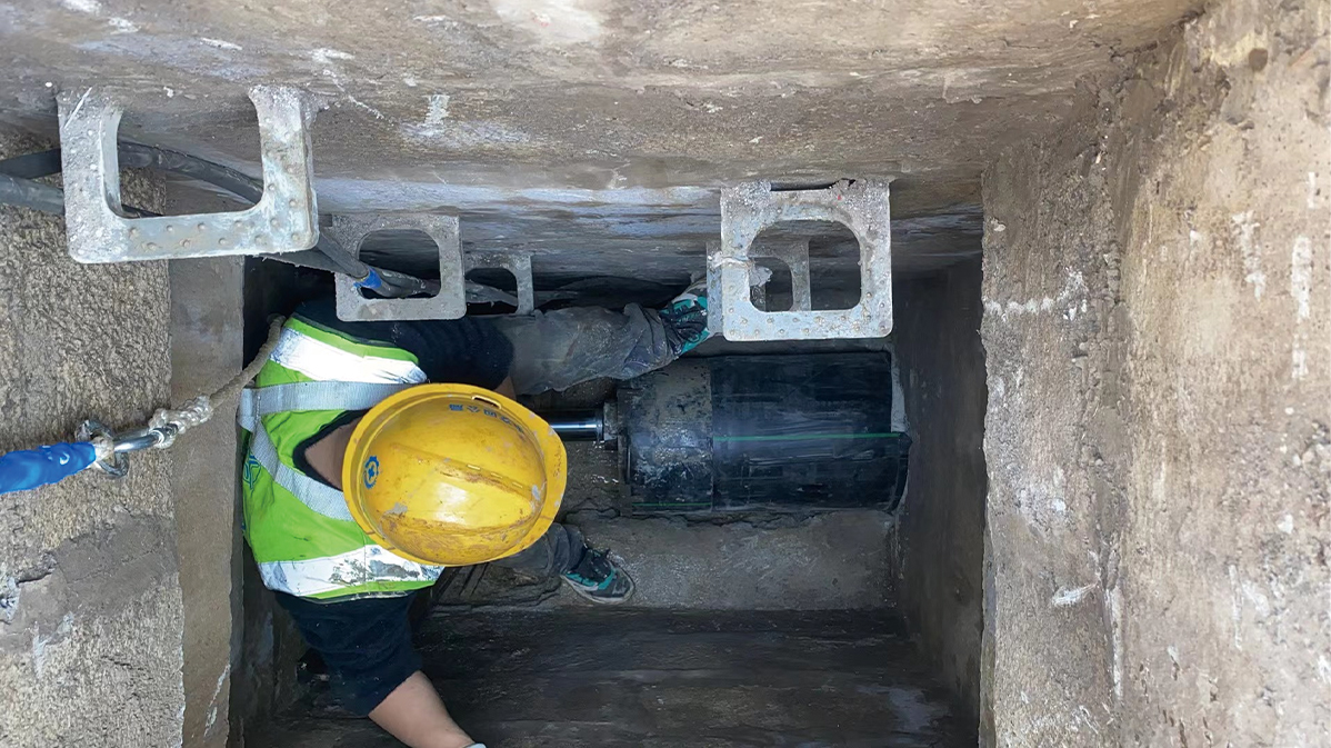 平和HDPE短管内衬法